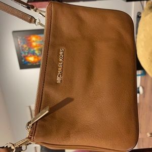 Michael Kors crossbody purse